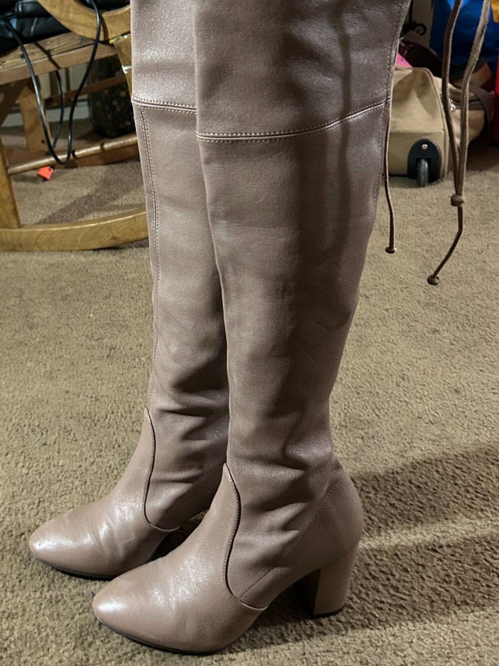 Stuart Weitzman Boots